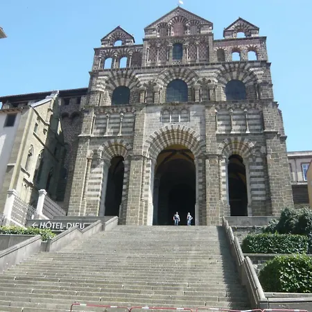 Le Petit Seguret Apartament *